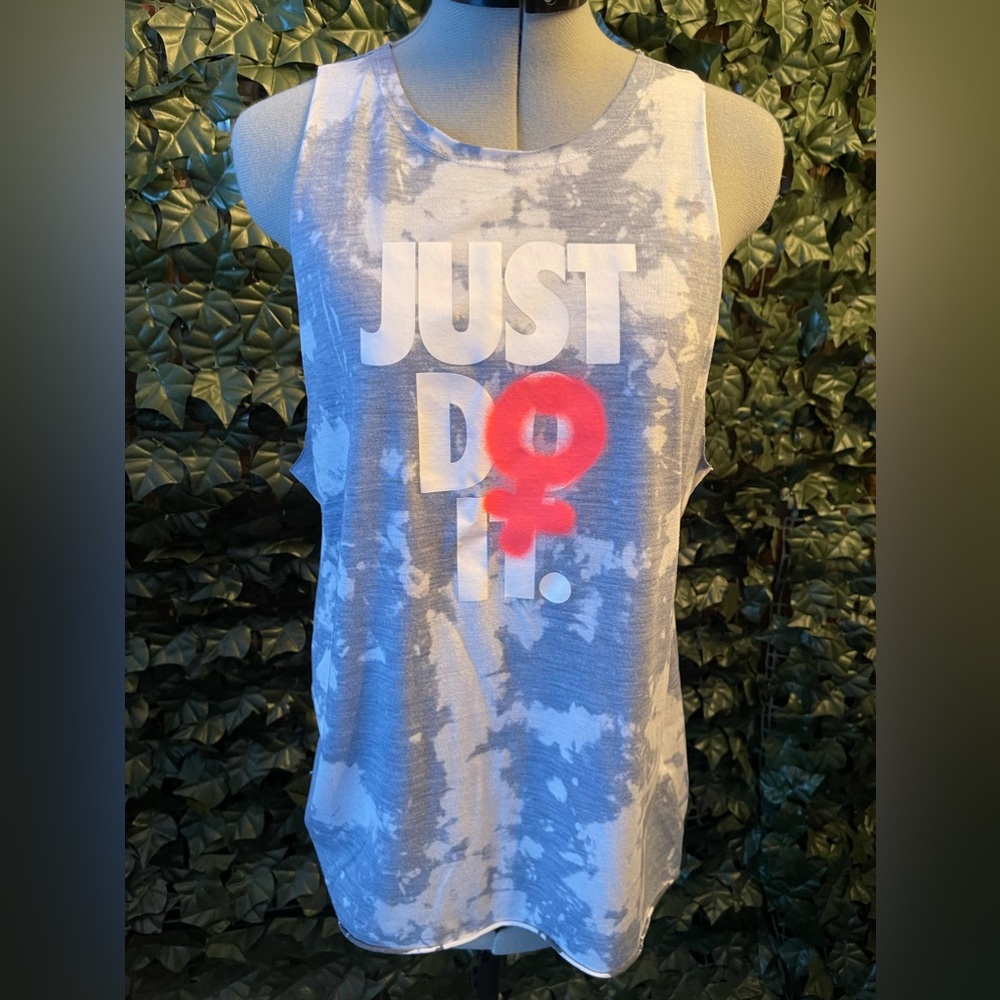 💜NIKE Dri-Fit Tie-Dye Split -Back Just Do It Training Tank Top, Small